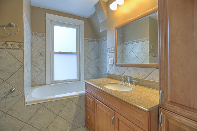 402 N Edwin St, Champaign, IL 61821 photo 15