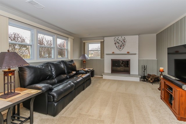 3820 Winston Ln, Hoffman Estates, IL 60192 photo 13