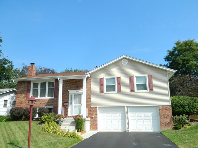 3820 Winston Ln, Hoffman Estates, IL 60192 photo 1
