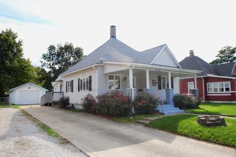 112 E 5th St, Tilton, IL 61833 photo 1