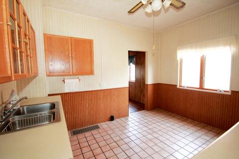 112 E 5th St, Tilton, IL 61833 photo 6
