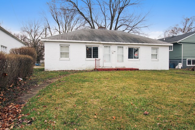 1414 E Willow St, Kankakee, IL 60901 photo 1