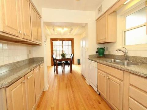 521 Berkeley Rd, Riverside, IL 60546 photo 9