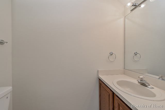 721 Ripple Brook Ln, Elgin, IL 60120 photo 15