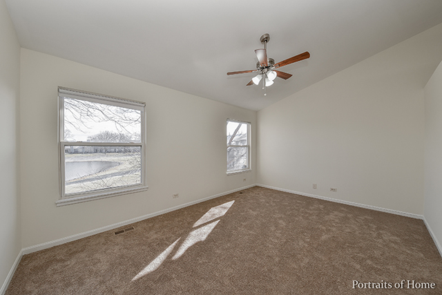 721 Ripple Brook Ln, Elgin, IL 60120 photo 16