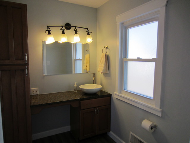 550 E 3rd St, Lockport, IL 60441 photo 14