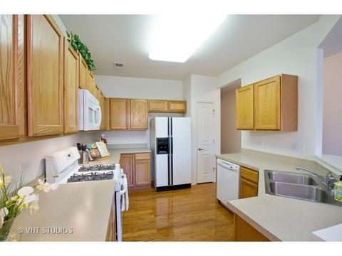 2469 Rolling Ridge Ln, Elgin, IL 60124 photo 5