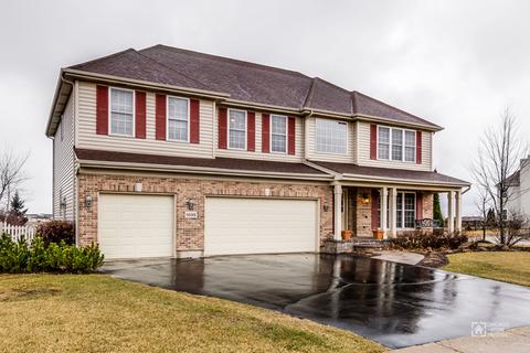 1000 Grayhawk Dr, Algonquin, IL 60102 photo 2