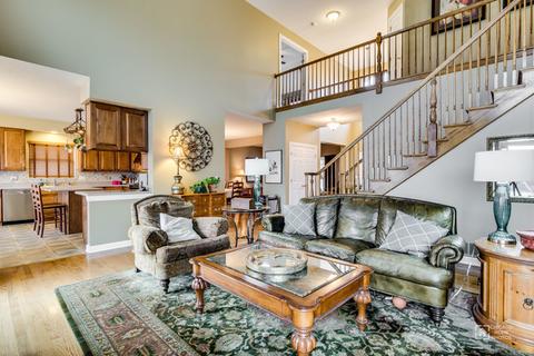 1000 Grayhawk Dr, Algonquin, IL 60102 photo 5