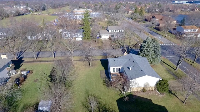 1876 Briarcliffe Blvd, Wheaton, IL 60189 photo 25