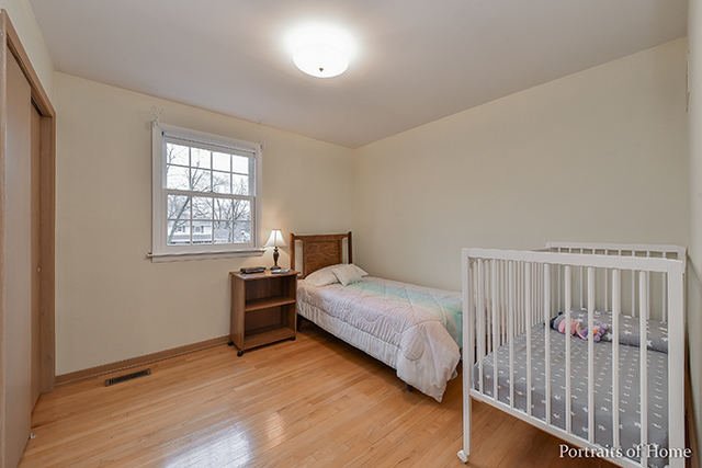 1876 Briarcliffe Blvd, Wheaton, IL 60189 photo 16