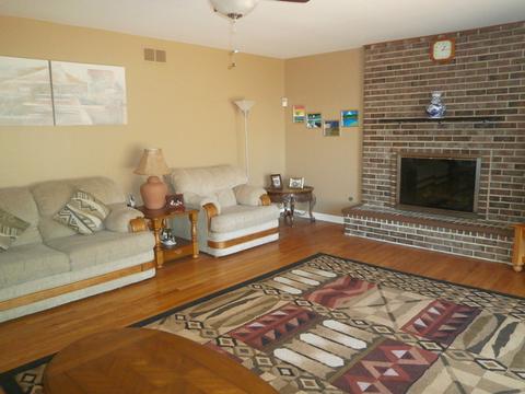 356 Stratford Ln, Willowbrook, IL 60527 photo 4