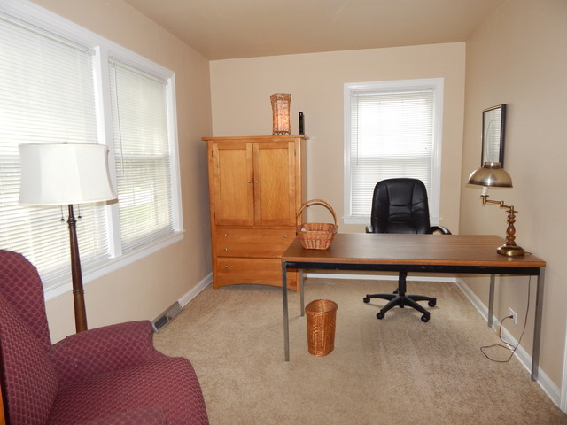 17953 Exchange Ave, Lansing, IL 60438 photo 3