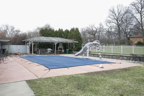 39 W446 Capulet Cir, Elgin, IL 60124 photo 6