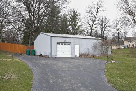 39 W446 Capulet Cir, Elgin, IL 60124 photo 8