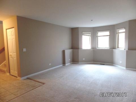 611 Prestwick Ln, Wheeling, IL 60090 photo 3