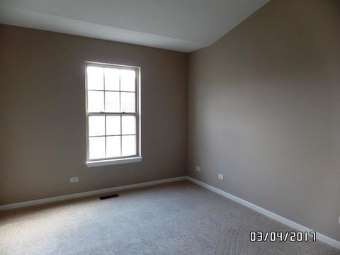 611 Prestwick Ln, Wheeling, IL 60090 photo 16