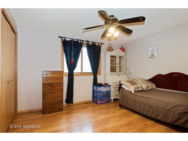 2503 Alton Rd, Mchenry, IL 60050 photo 9