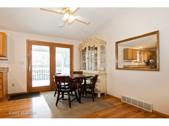 2503 Alton Rd, Mchenry, IL 60050 photo 6