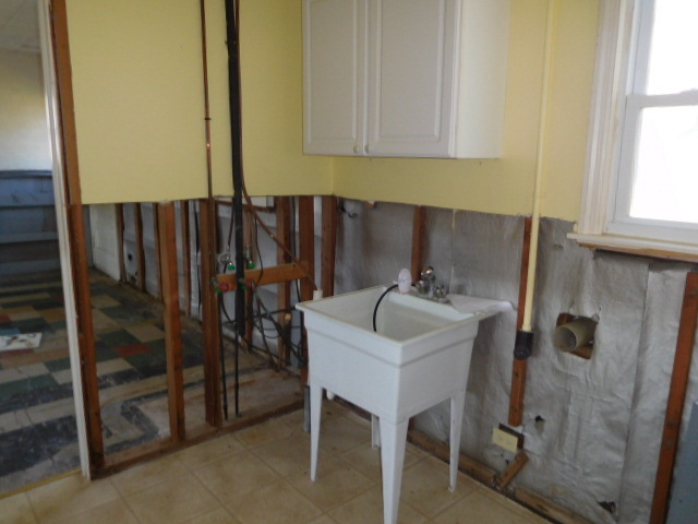 107 E North St, Thomasboro, IL 61878 photo 11