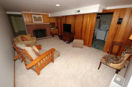 926 Forest Dr, Elgin, IL 60123 photo 12