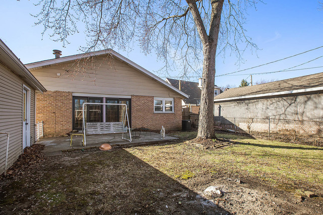 12949 E Playfield Dr, Crestwood, IL 60445 photo 13