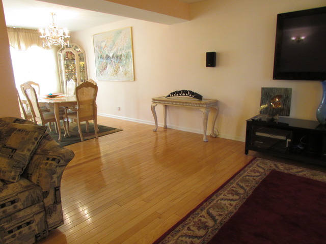 95 Meyerson Way, Wheeling, IL 60090 photo 3