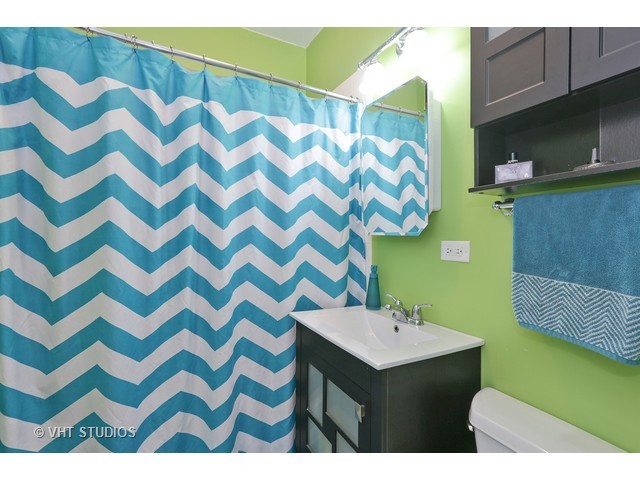  4512 N Ashland Ave #1E, Chicago, IL 60640 photo 10