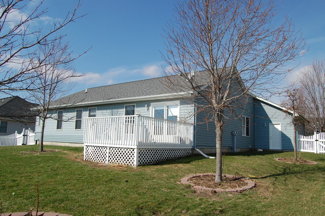 304 E Rennesoy Dr, Newark, IL 60541 photo 5