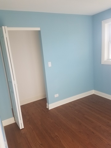 7525 Thomas Ave, Bridgeview, IL 60455 photo 9