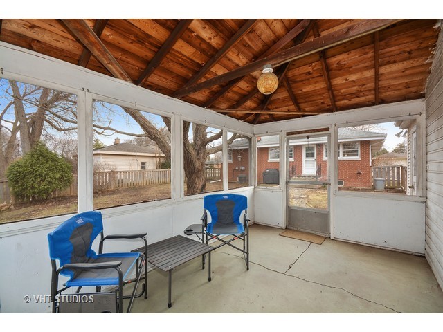 510 Crest St, Wheaton, IL 60187 photo 14