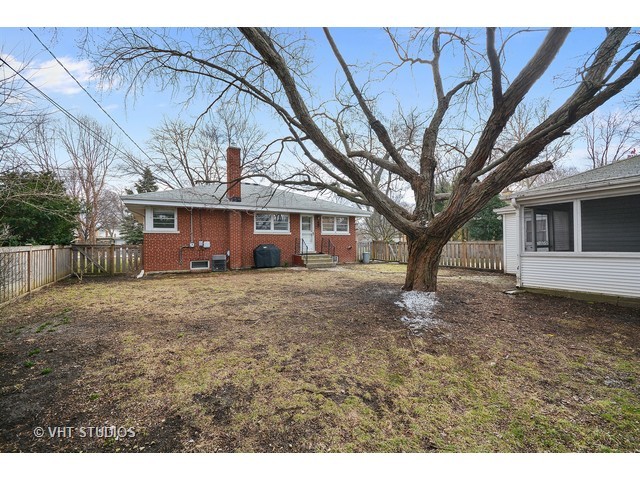 510 Crest St, Wheaton, IL 60187 photo 15