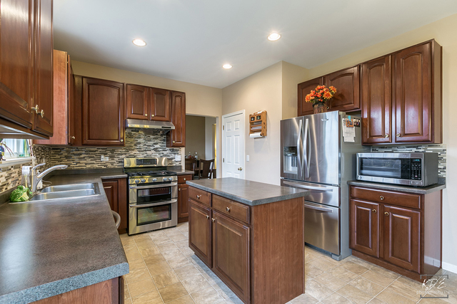 2533 Cushing Ln, Aurora, IL 60503 photo 7