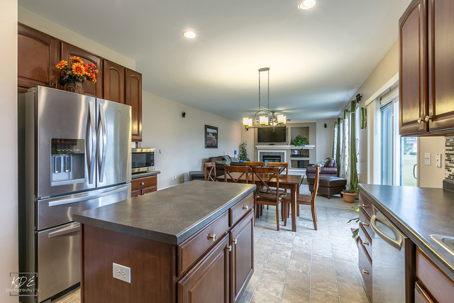 2533 Cushing Ln, Aurora, IL 60503 photo 8