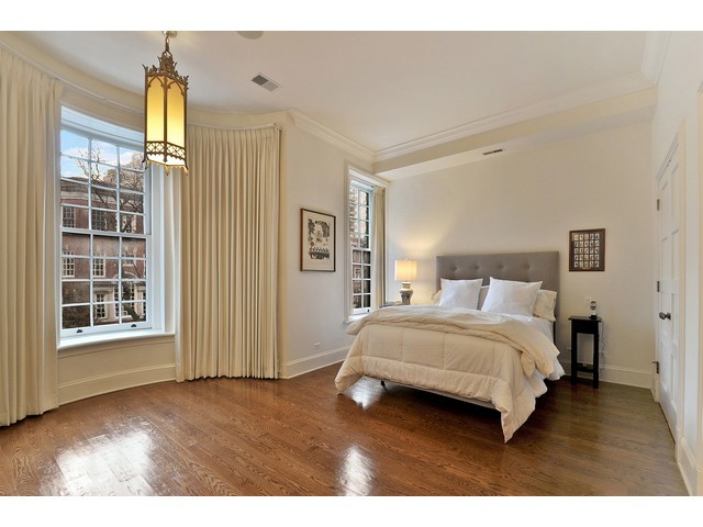 35 Elm St, Chicago, IL 60611 photo 9