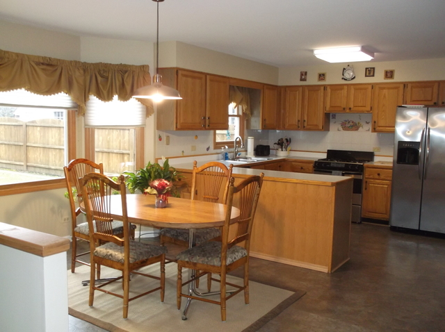719 Laurel Ave, Des Plaines, IL 60016 photo 10