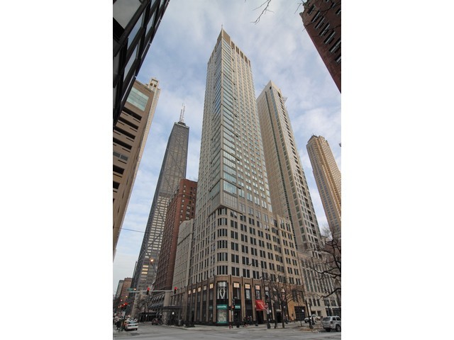 57 E Delaware Pl #1005, Chicago, IL 60611 photo 1
