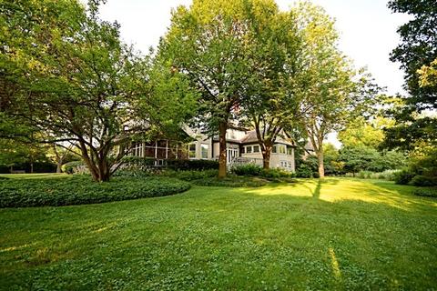 225 Longcommon Rd, Riverside, IL 60546 photo 5