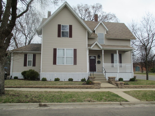 253 Brook St, Elgin, IL 60120 photo 3