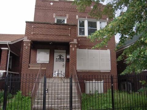 6131 S Artesian Ave, Chicago, IL 60629 photo 1