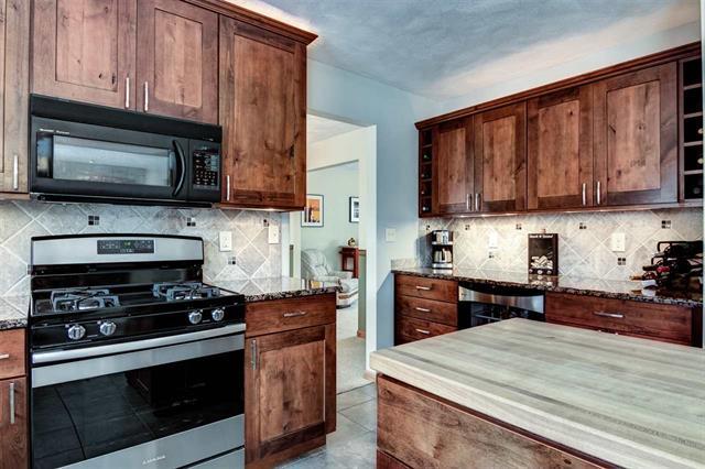 7594 Blanche Pl, Roscoe, IL 61073 photo 9