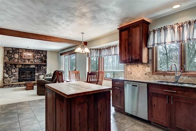 7594 Blanche Pl, Roscoe, IL 61073 photo 8