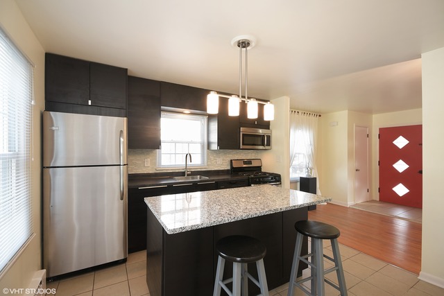 18458 School St, Lansing, IL 60438 photo 3