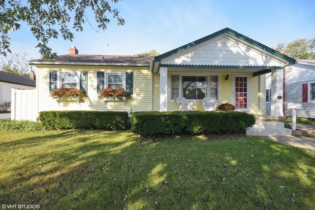18458 School St, Lansing, IL 60438 photo 1