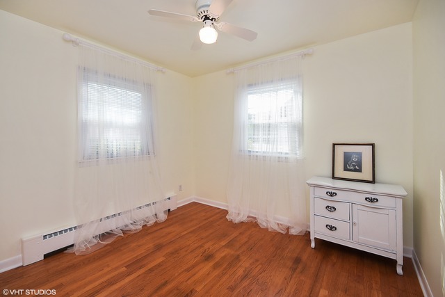 18458 School St, Lansing, IL 60438 photo 5