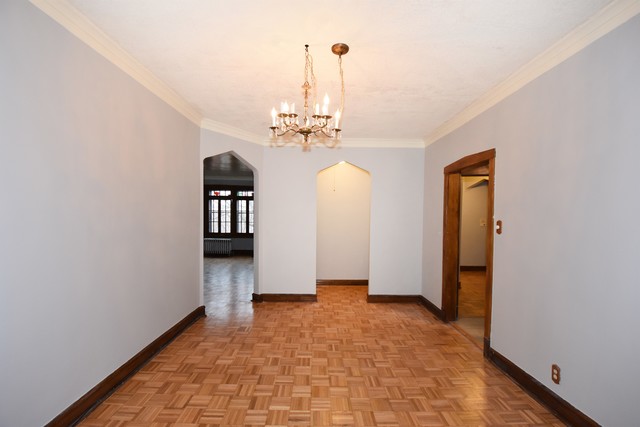 823 E 53rd St #2, Chicago, IL 60615 photo 10