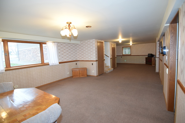 1902 W August Ln, Mchenry, IL 60051 photo 13