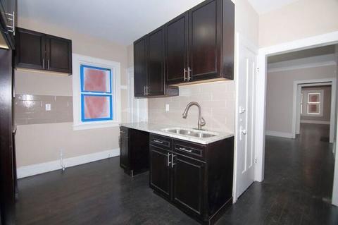2143 E 84th St, Chicago, IL 60617 photo 4