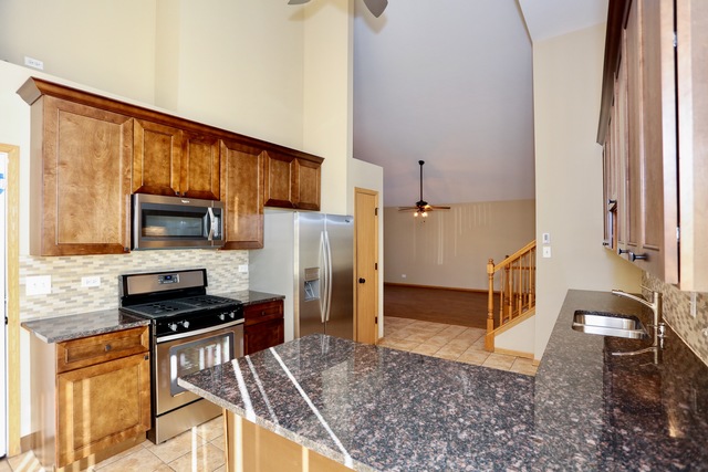 3901 W 154th St, Markham, IL 60428 photo 8