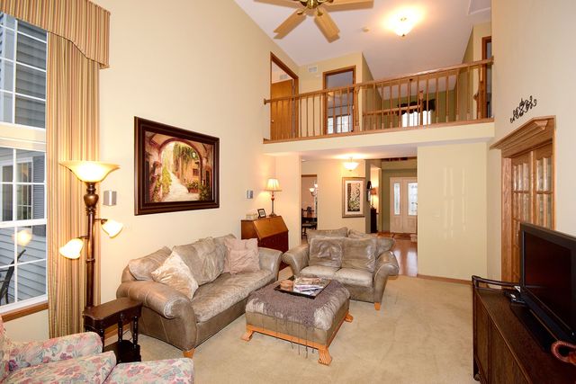 1177 Chesapeake Ct, Bartlett, IL 60103 photo 6